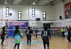 Genclik Oyunlarinda Cifte Heyecan 1