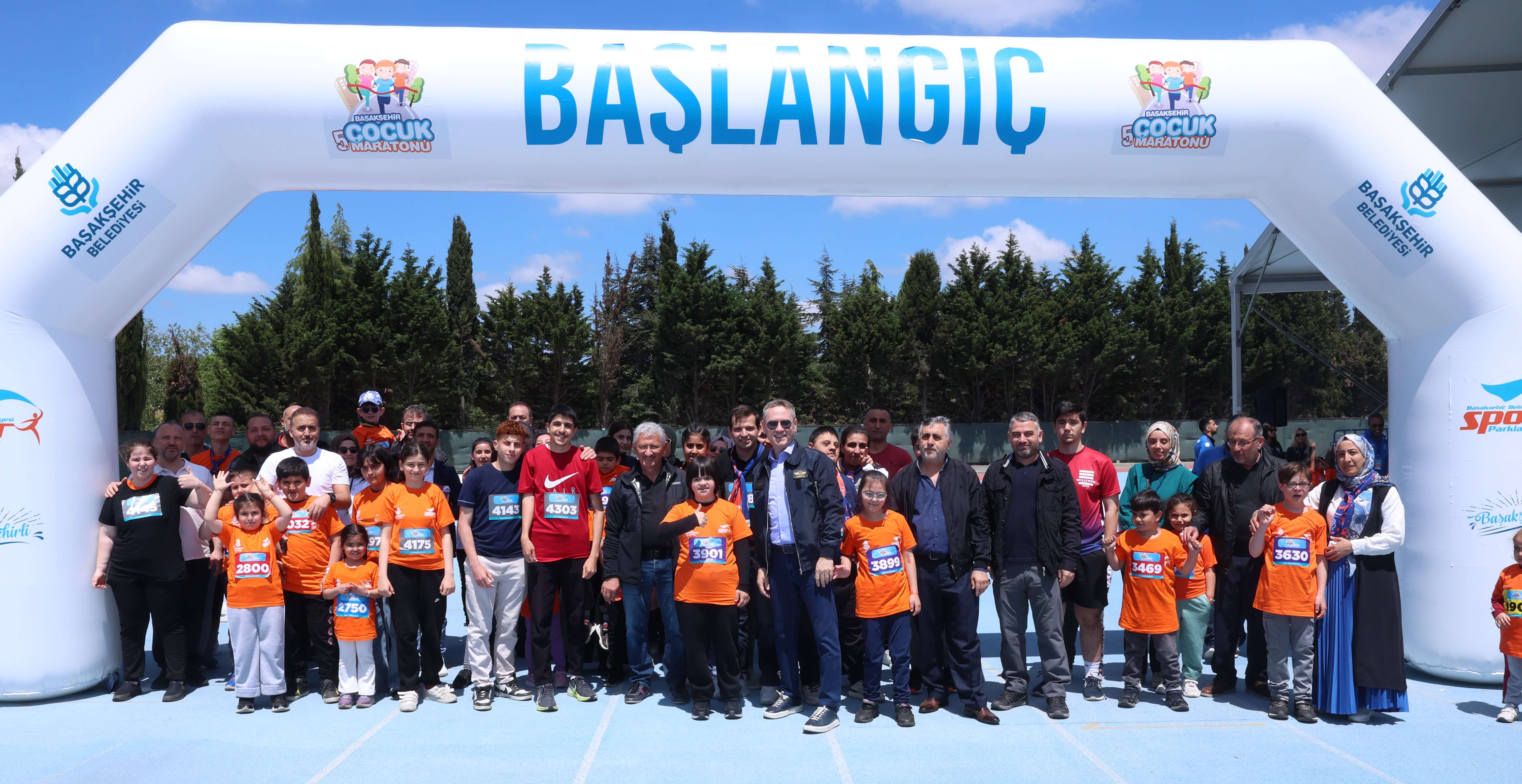 BAŞAKŞEHİRLİ ÇOCUKLAR MARATON COŞKUSUNDA BULUŞTU!