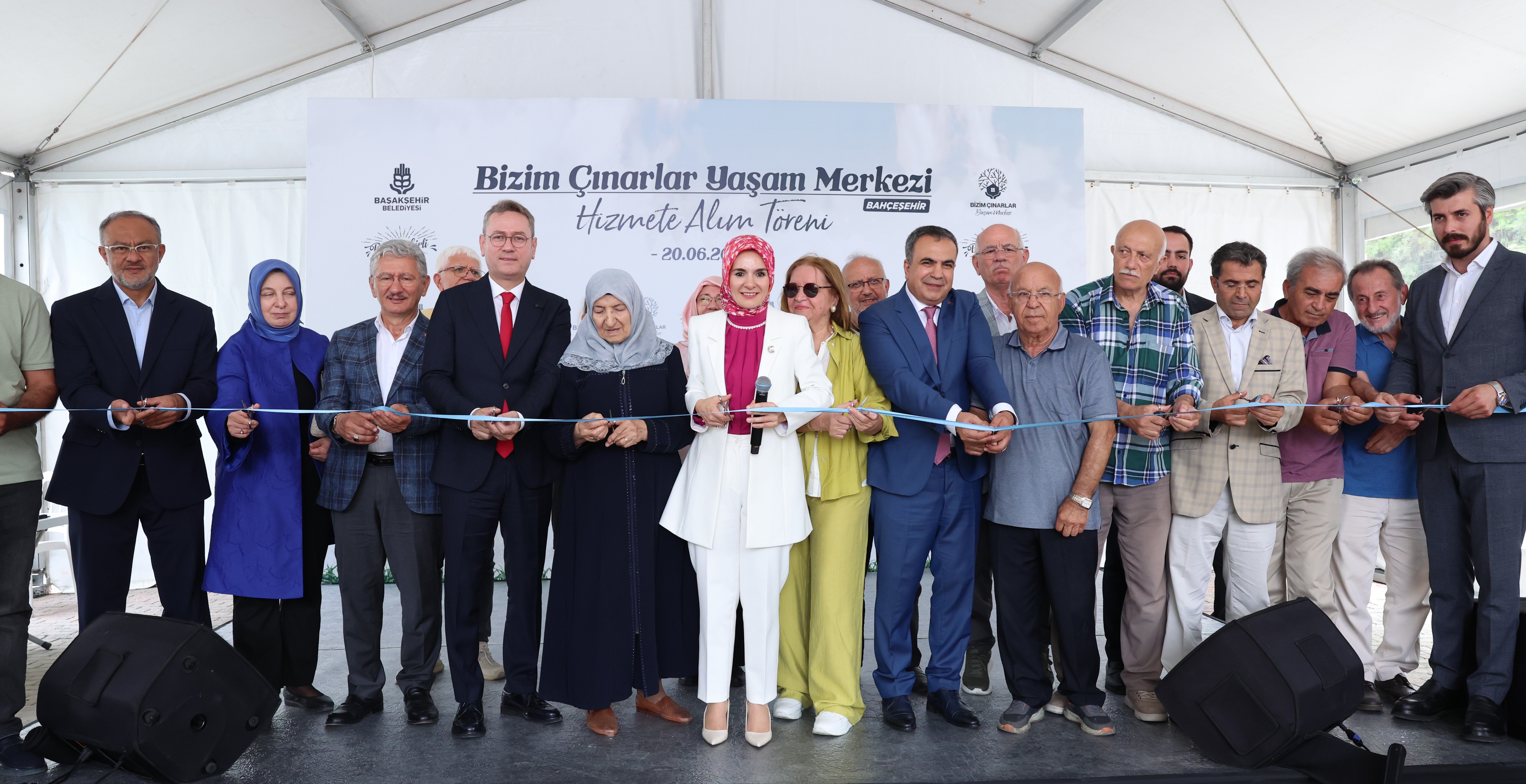 BAŞAKŞEHİRLİ ÇINARLAR İÇİN İKİNCİ YAŞAM MERKEZİ AÇILDI