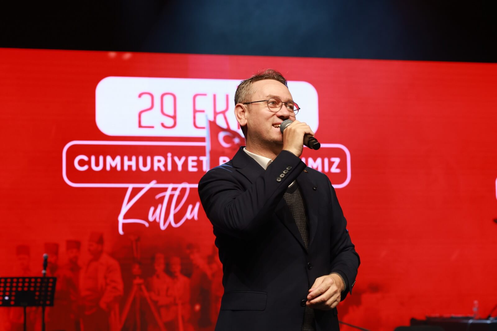 YASİN KARTOĞLU: CUMHURİYET EMANETİNE HEP BİRLİKTE SAHİP ÇIKACAĞIZ